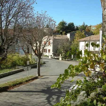Maison Accueillante A Avec Jardin Clos